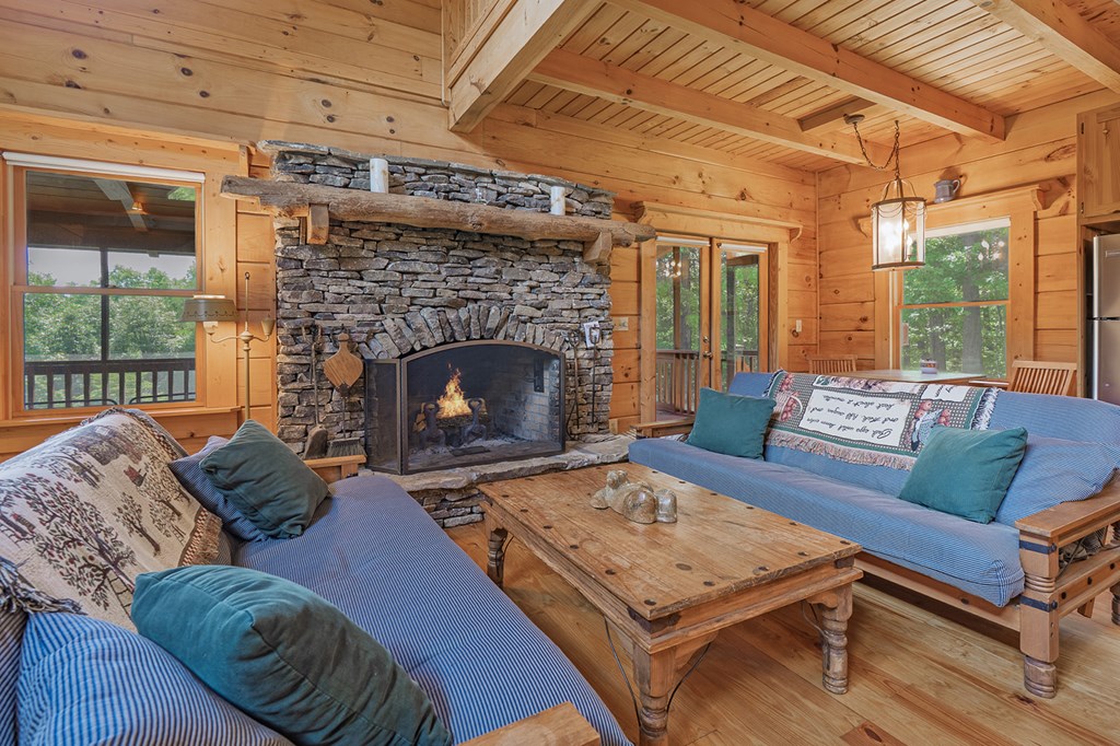 196 Creek Camp Road
