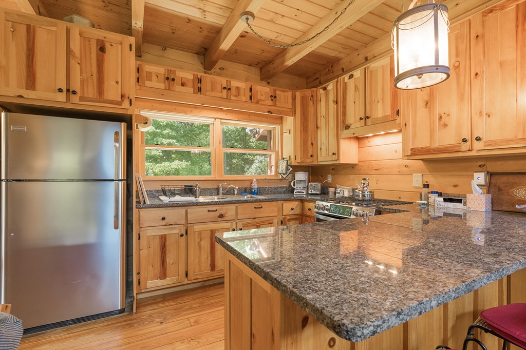 196 Creek Camp Road