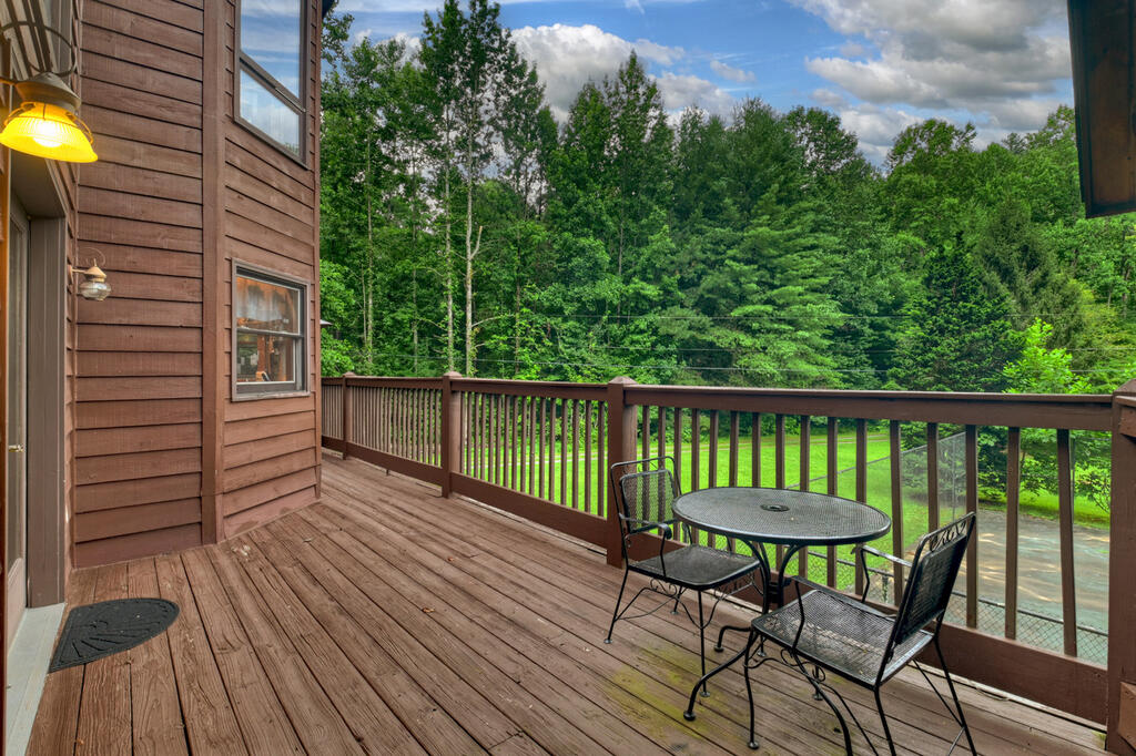 76 Serenity Place