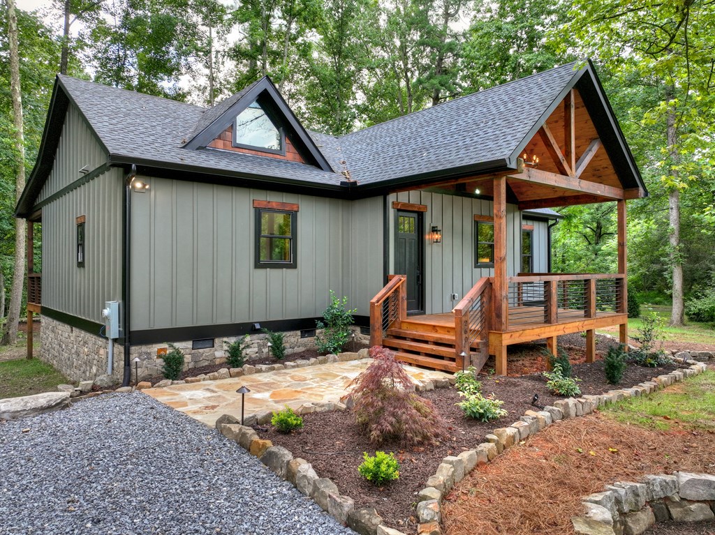 260 Misty Valley Lane