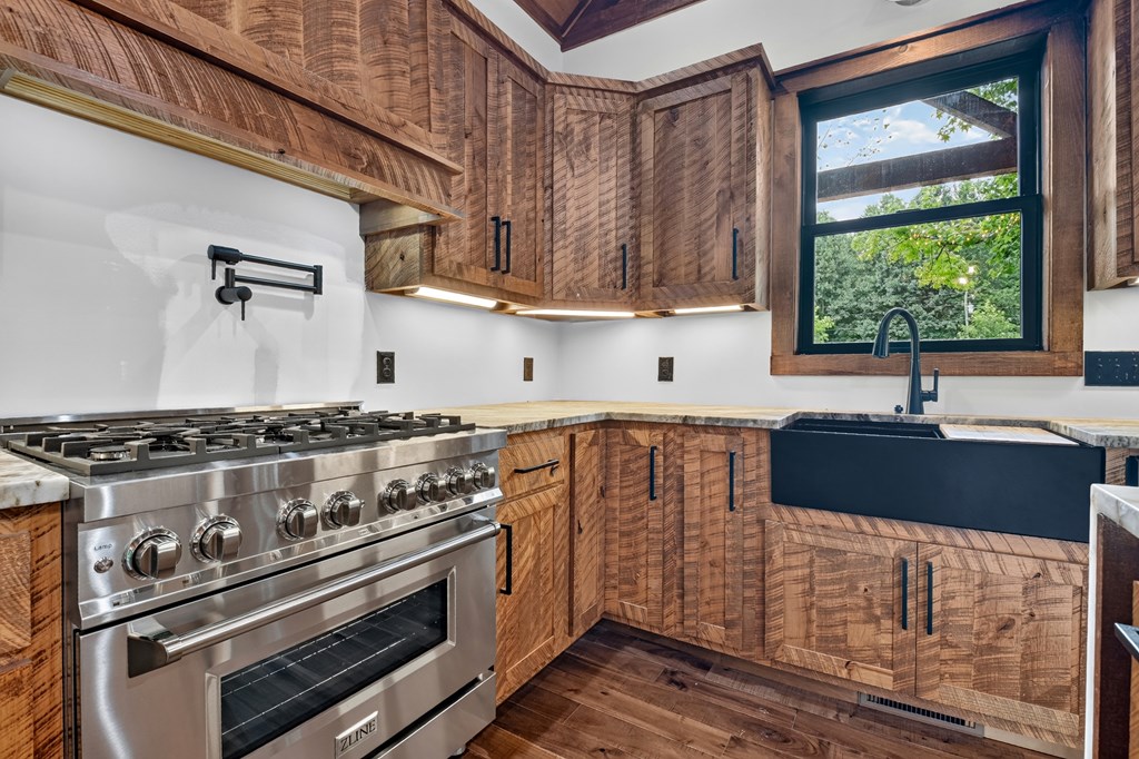 260 Misty Valley Lane