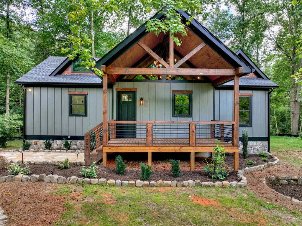260 Misty Valley Lane