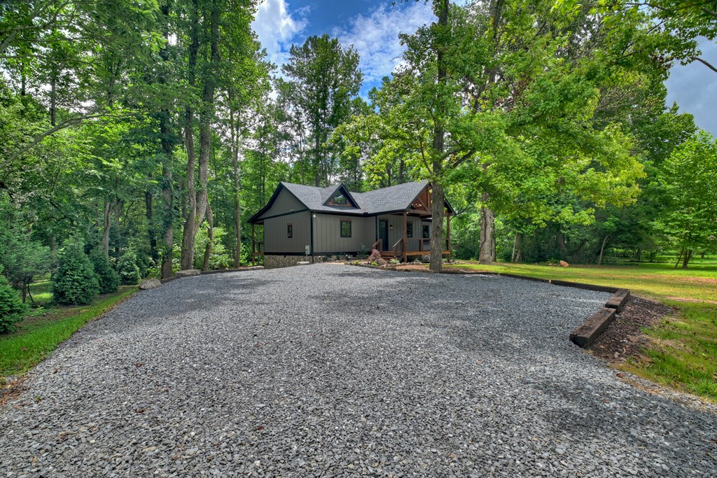 260 Misty Valley Lane