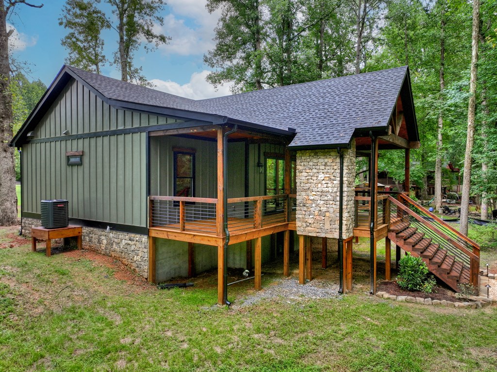 260 Misty Valley Lane