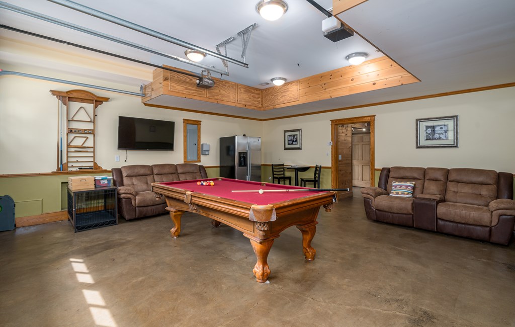 21-235 Riverview Circle