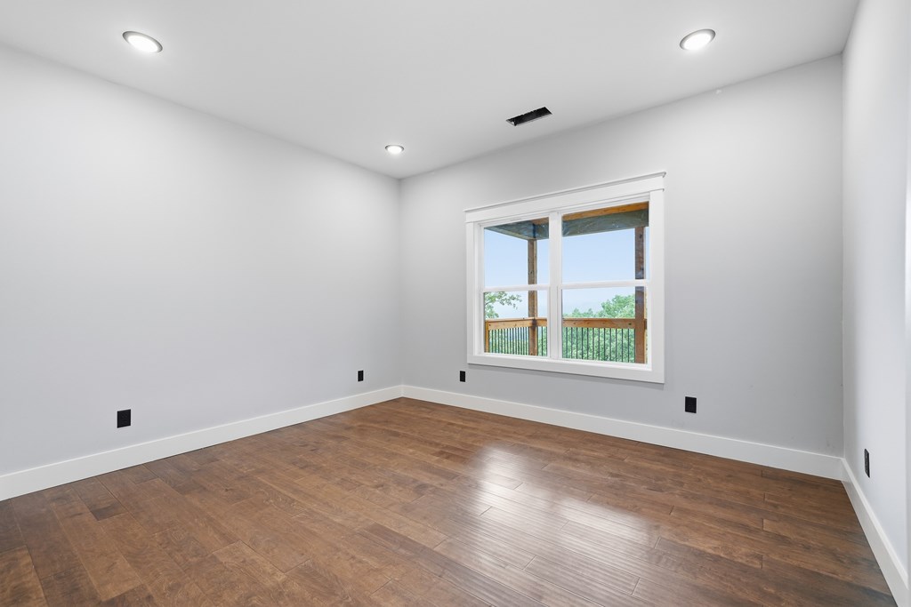 313 Jeff Drive
