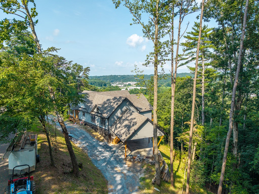313 Jeff Drive