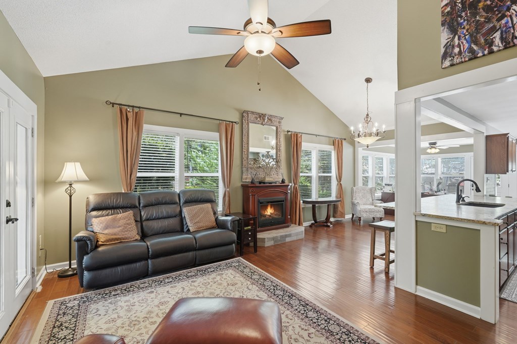 201 Talona Lake Terrace