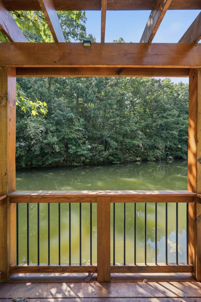 201 Talona Lake Terrace