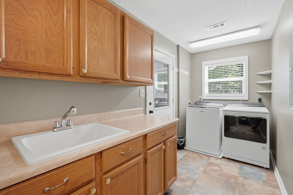 201 Talona Lake Terrace