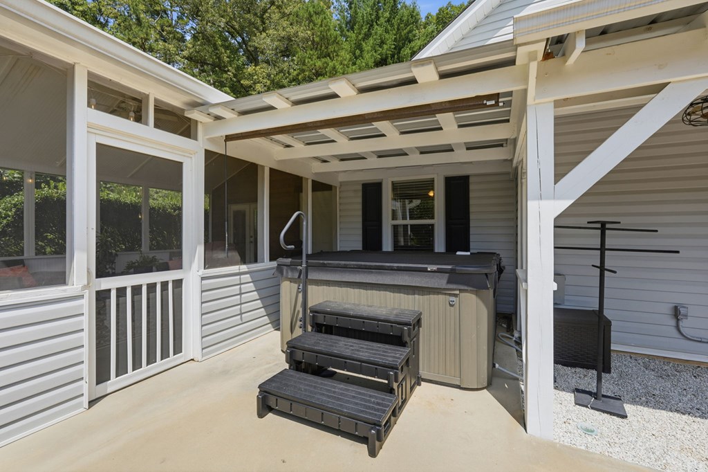 201 Talona Lake Terrace