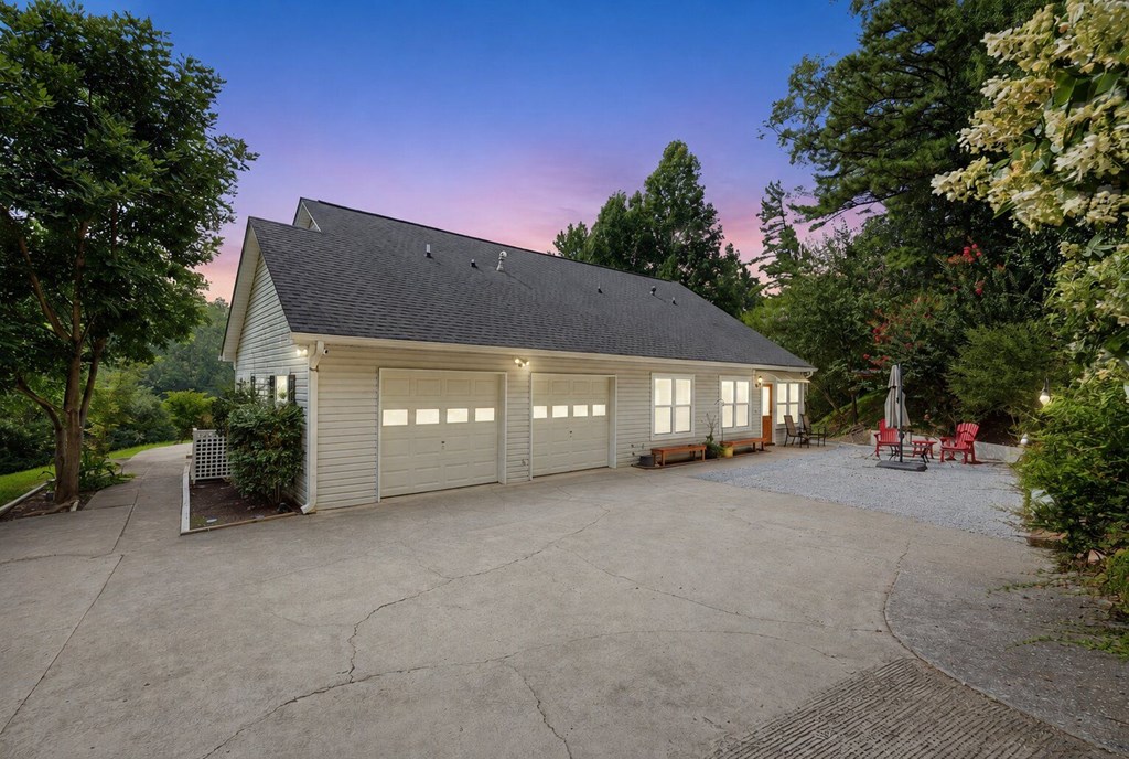 201 Talona Lake Terrace