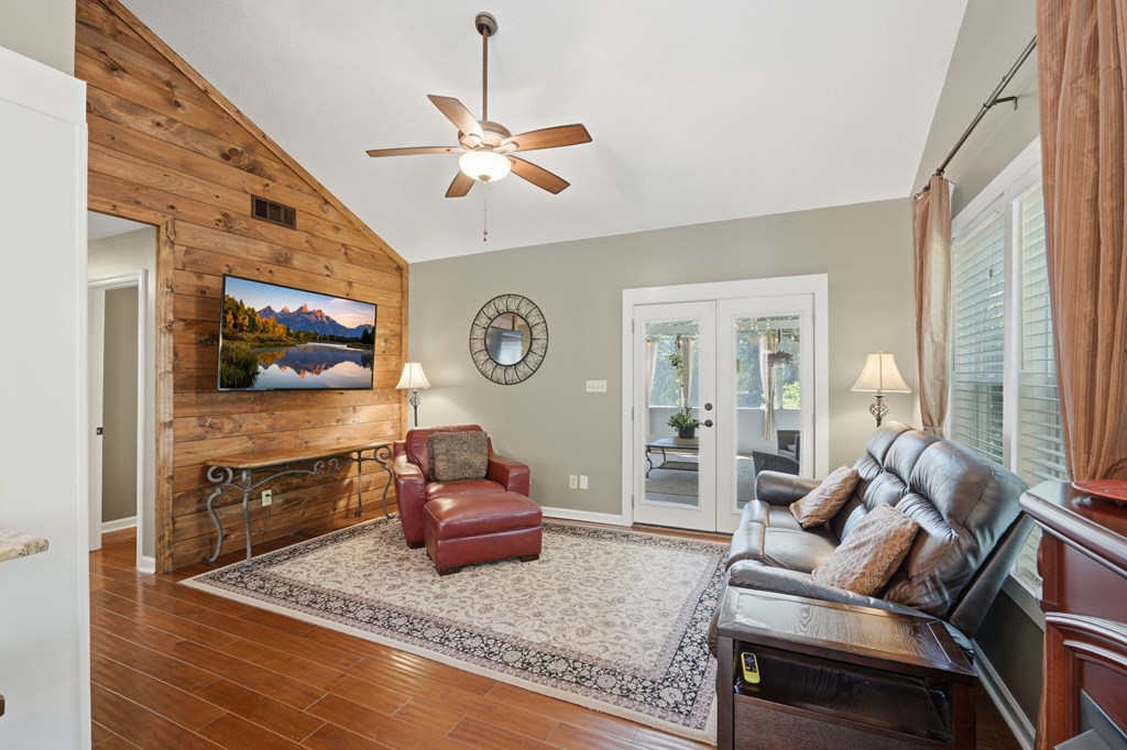 201 Talona Lake Terrace