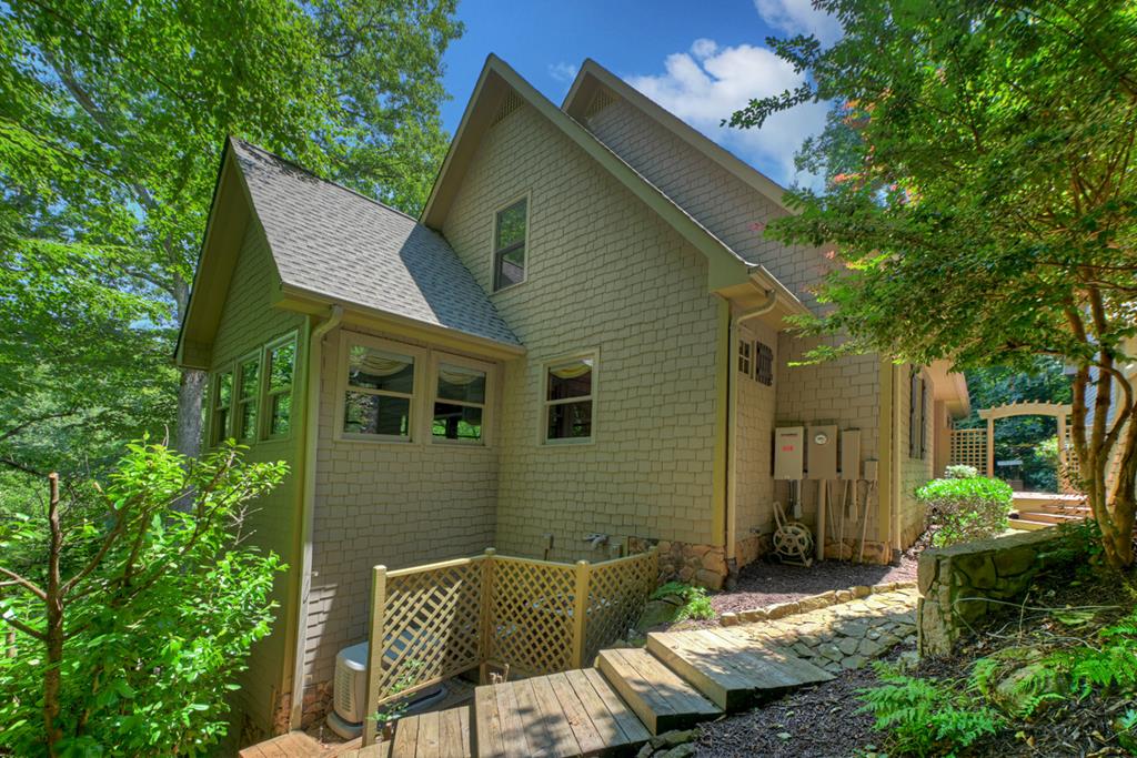 357 Goldmine Trail