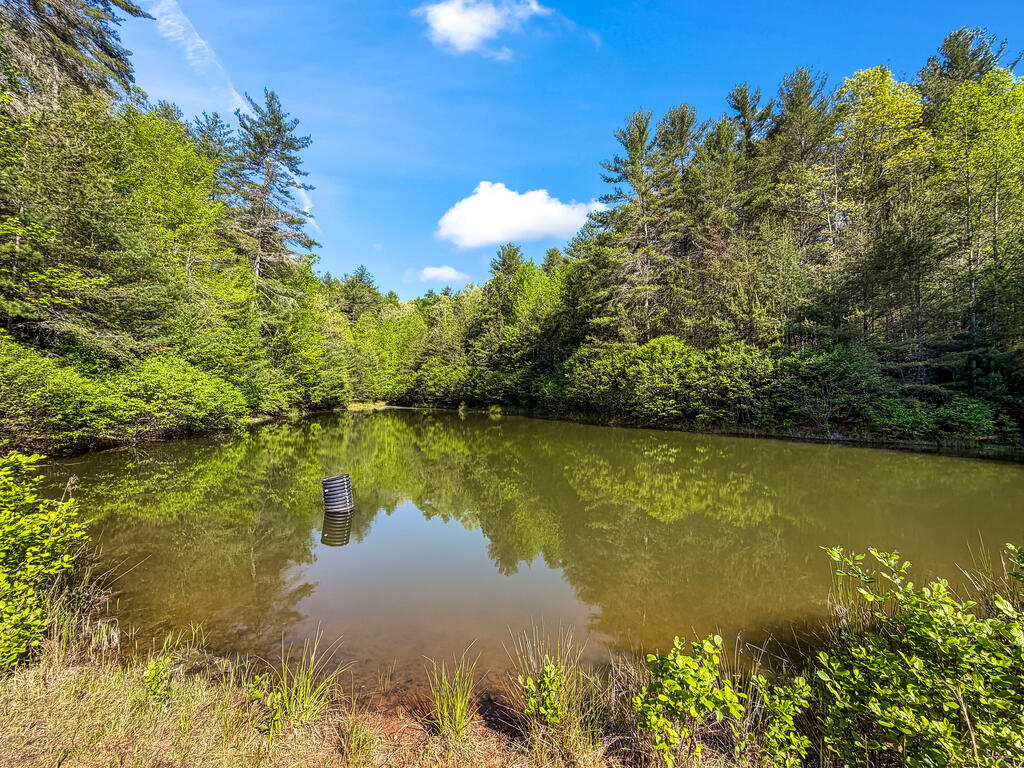 40 AC #1 Valley Lake Road