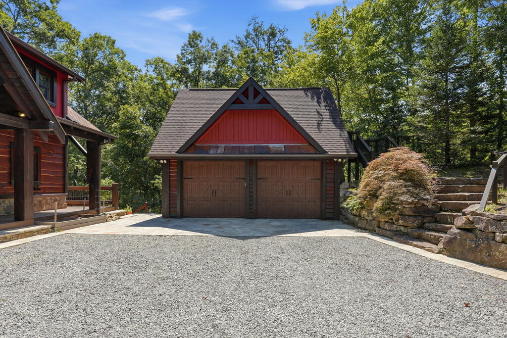 123 Merrimac Pointe