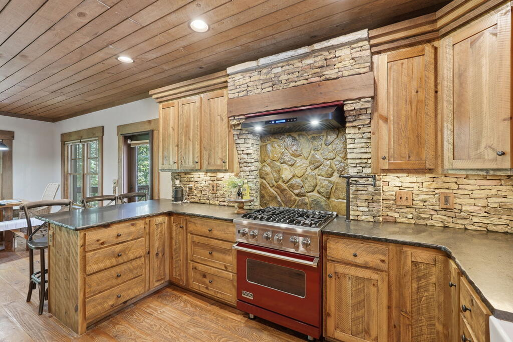 123 Merrimac Pointe