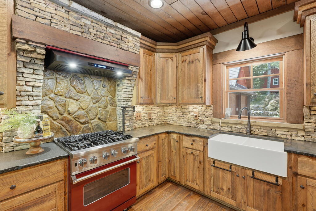123 Merrimac Pointe