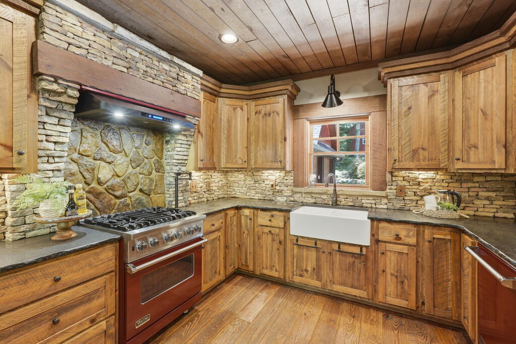 123 Merrimac Pointe