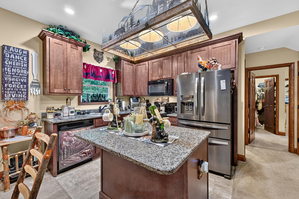 685 Chopped Oak Road