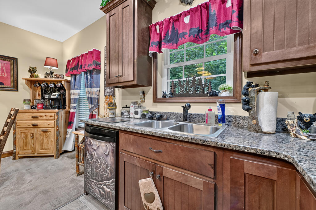 685 Chopped Oak Road