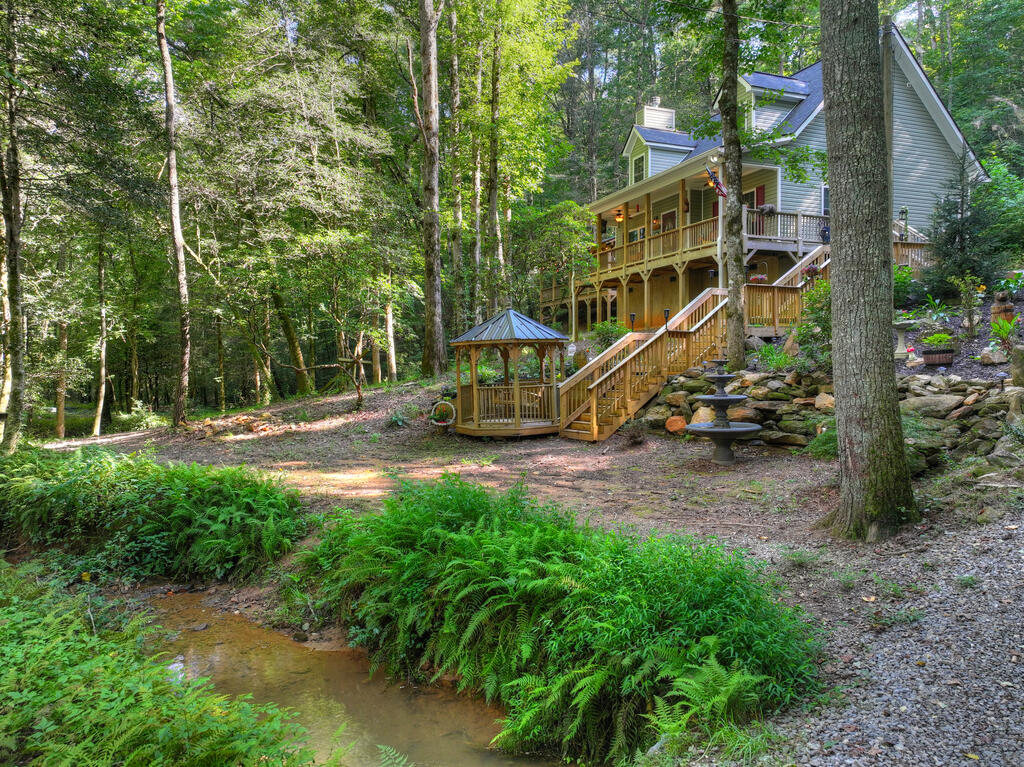 685 Chopped Oak Road