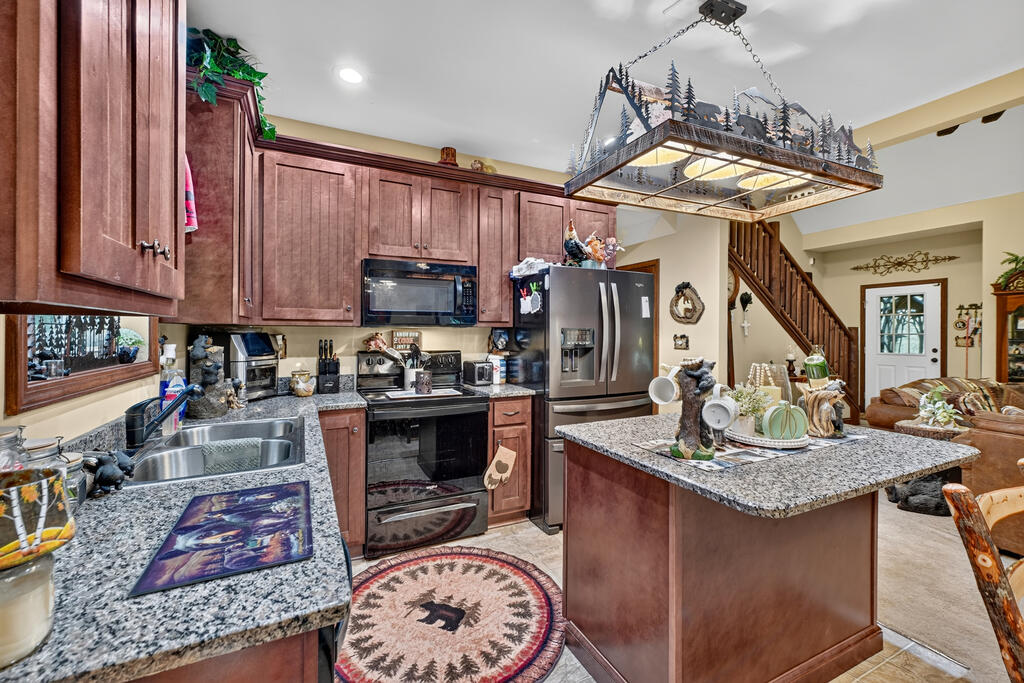 685 Chopped Oak Road