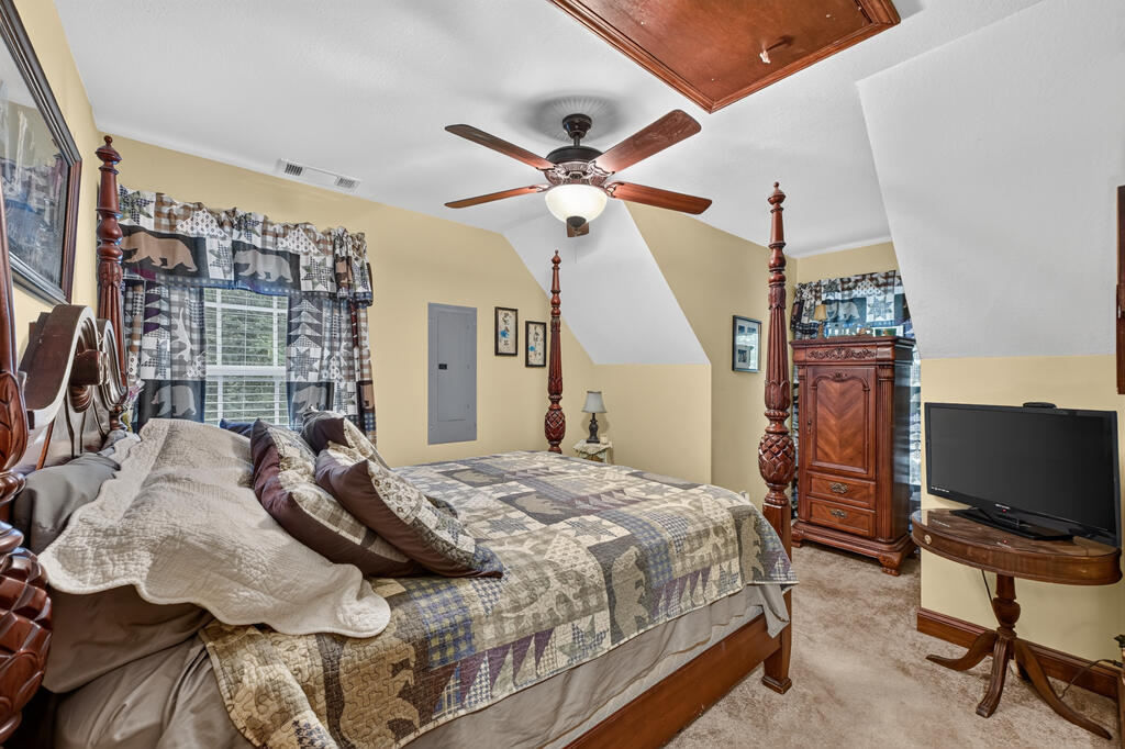 685 Chopped Oak Road