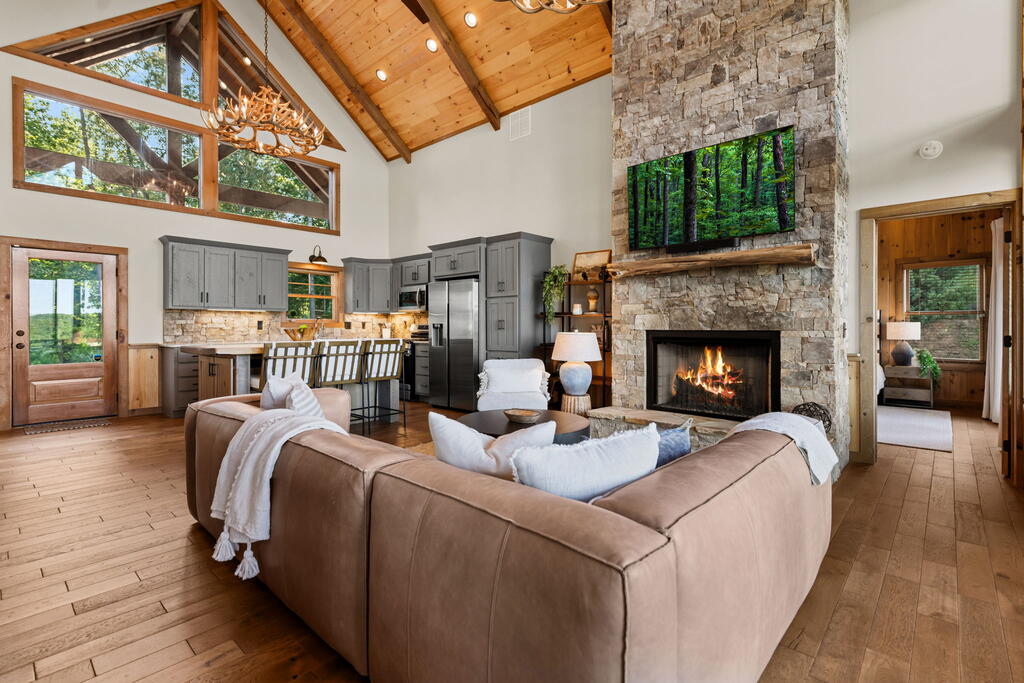 107 Fish Tale Cove