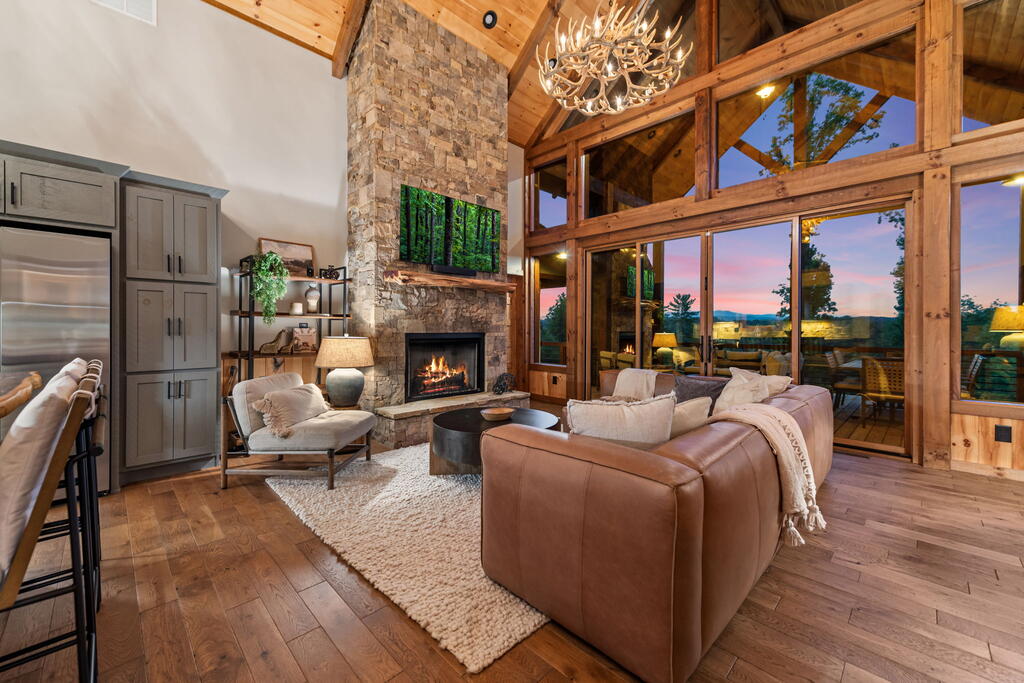 107 Fish Tale Cove