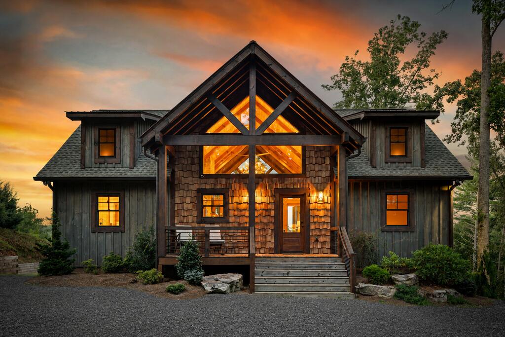 107 Fish Tale Cove