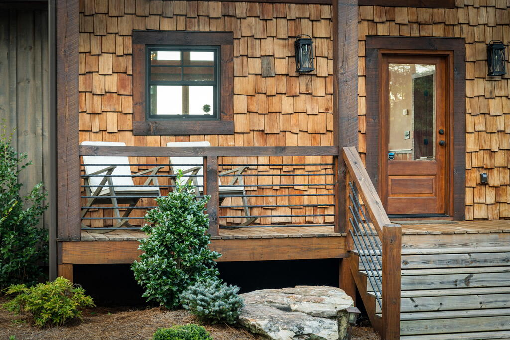 107 Fish Tale Cove