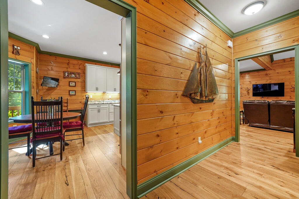 70 Clear Creek Valley Drive