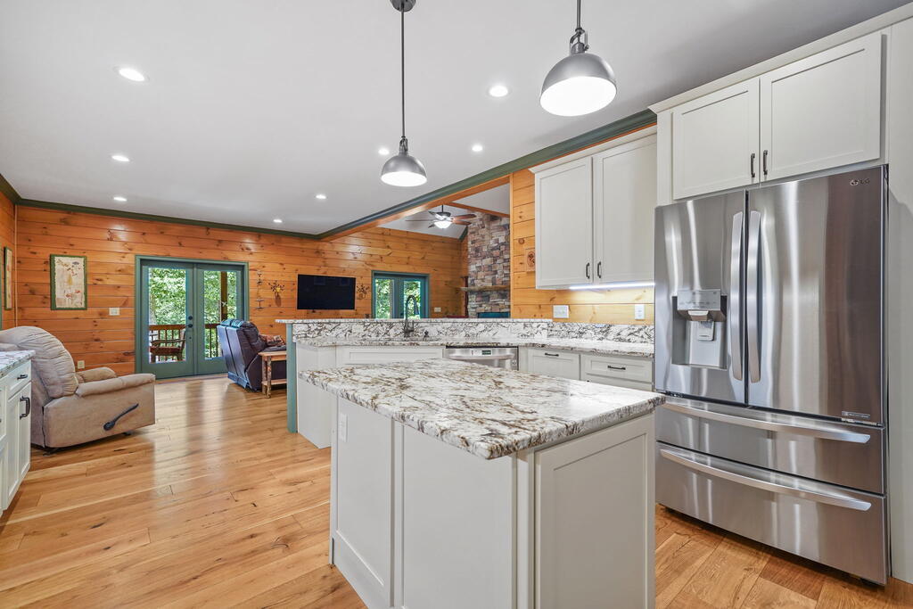 70 Clear Creek Valley Drive