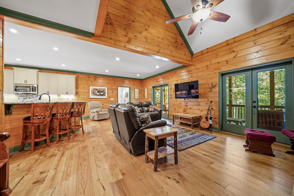 70 Clear Creek Valley Drive