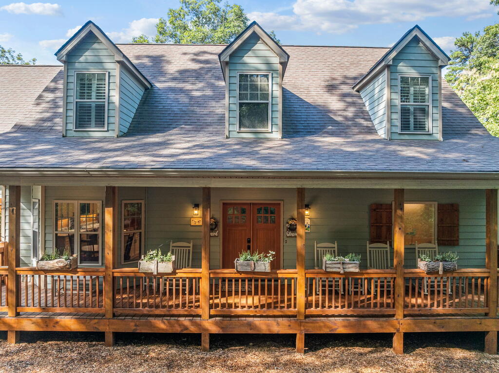 70 Clear Creek Valley Drive