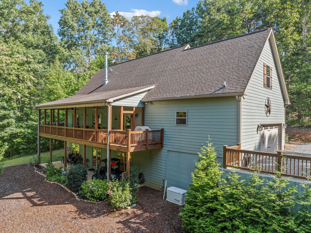 70 Clear Creek Valley Drive