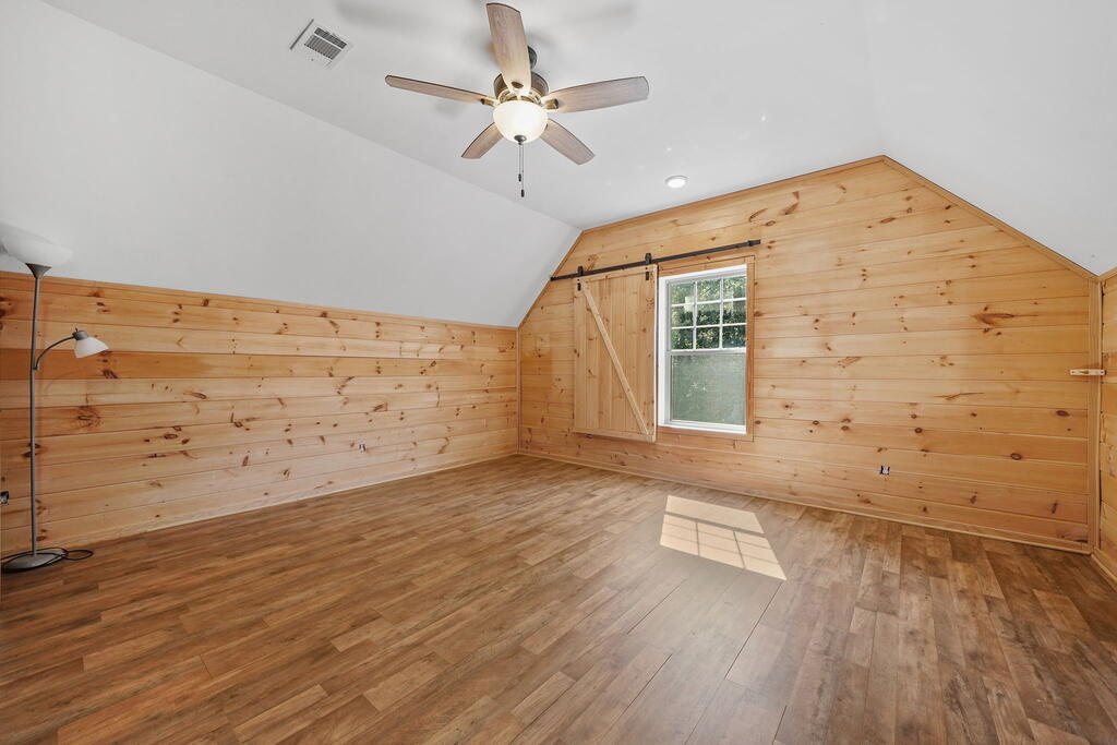 70 Clear Creek Valley Drive