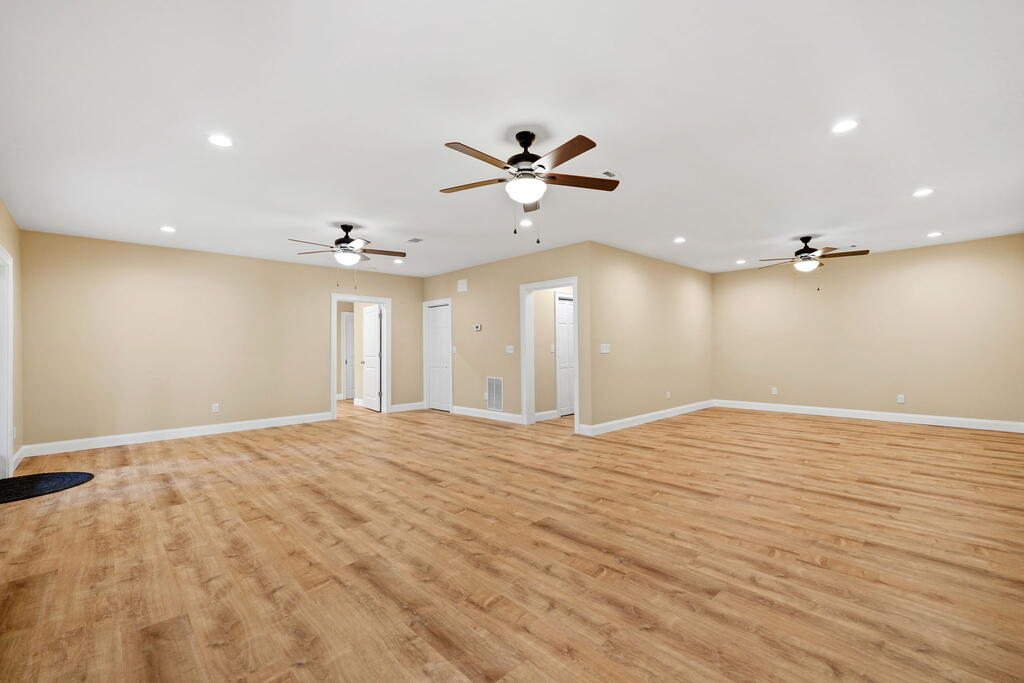 70 Clear Creek Valley Drive