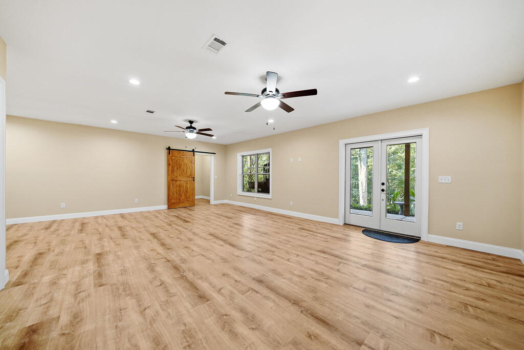 70 Clear Creek Valley Drive