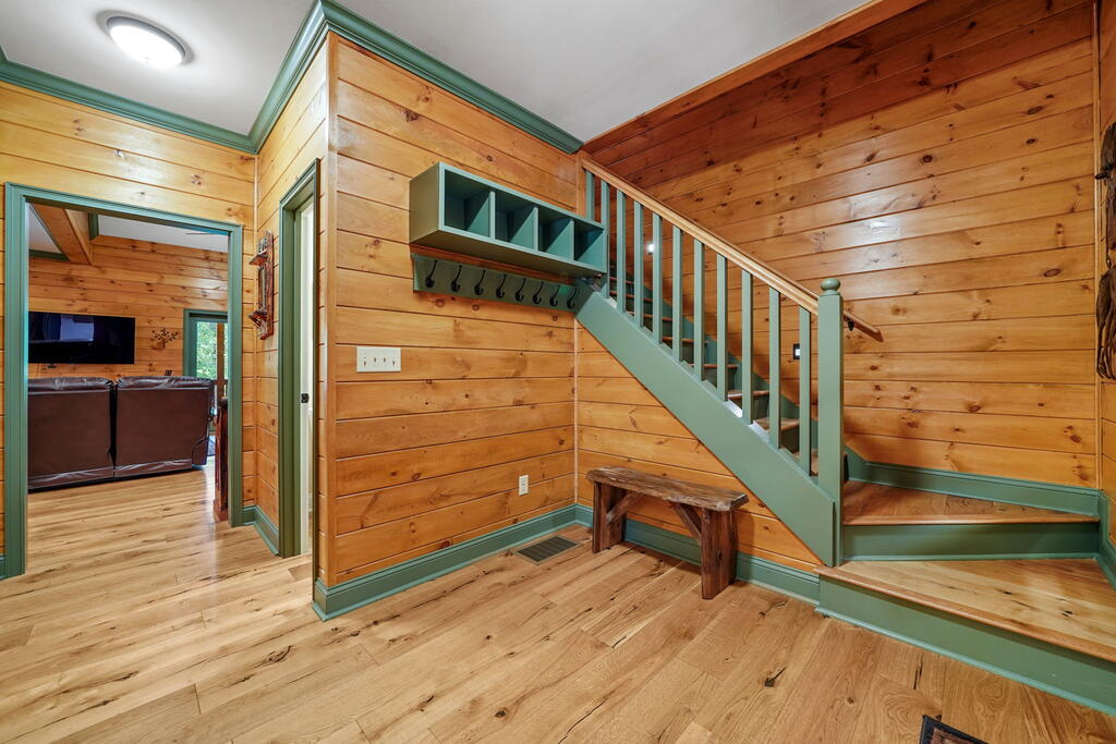 70 Clear Creek Valley Drive