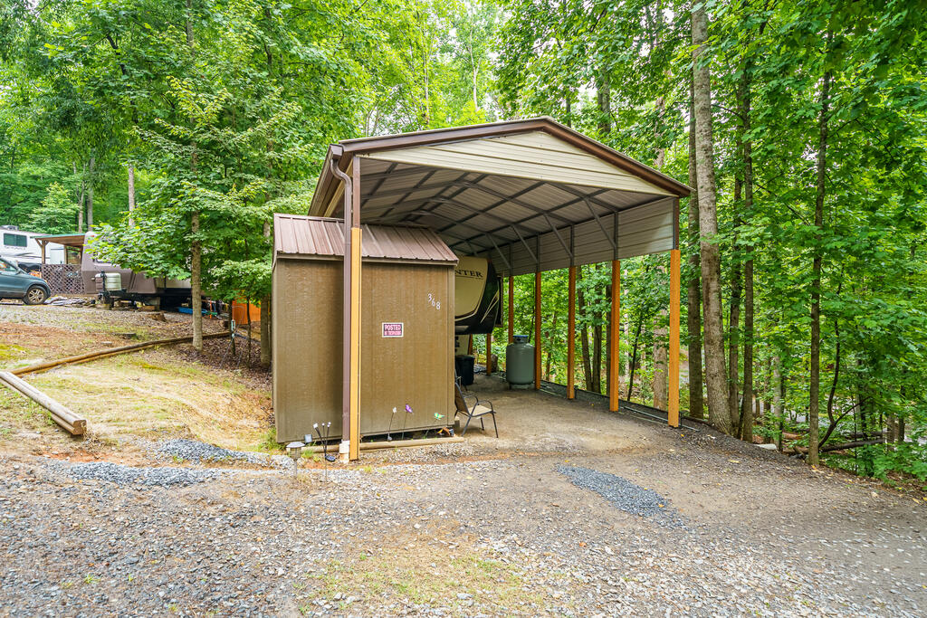 LT C479 17th Street