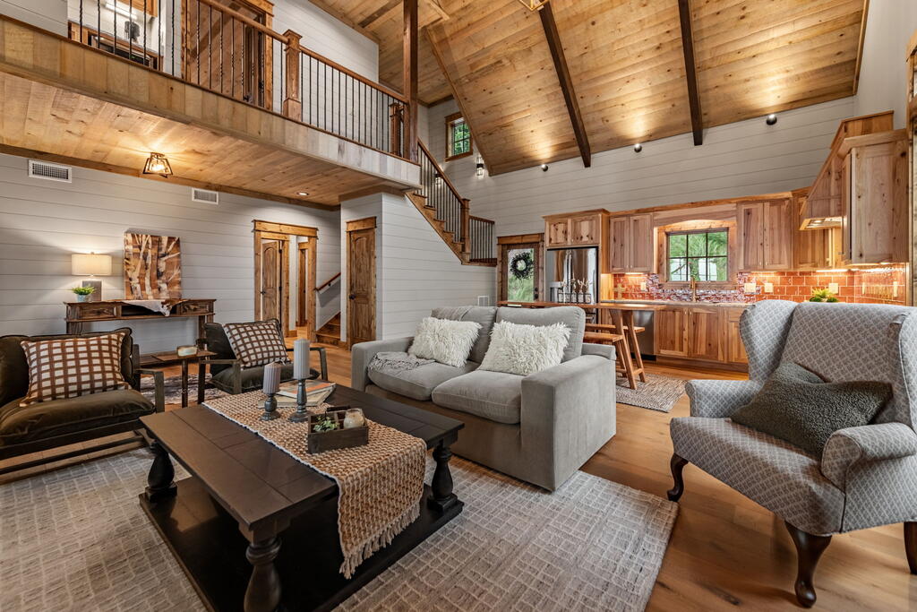 380 Utana Bluffs Trail