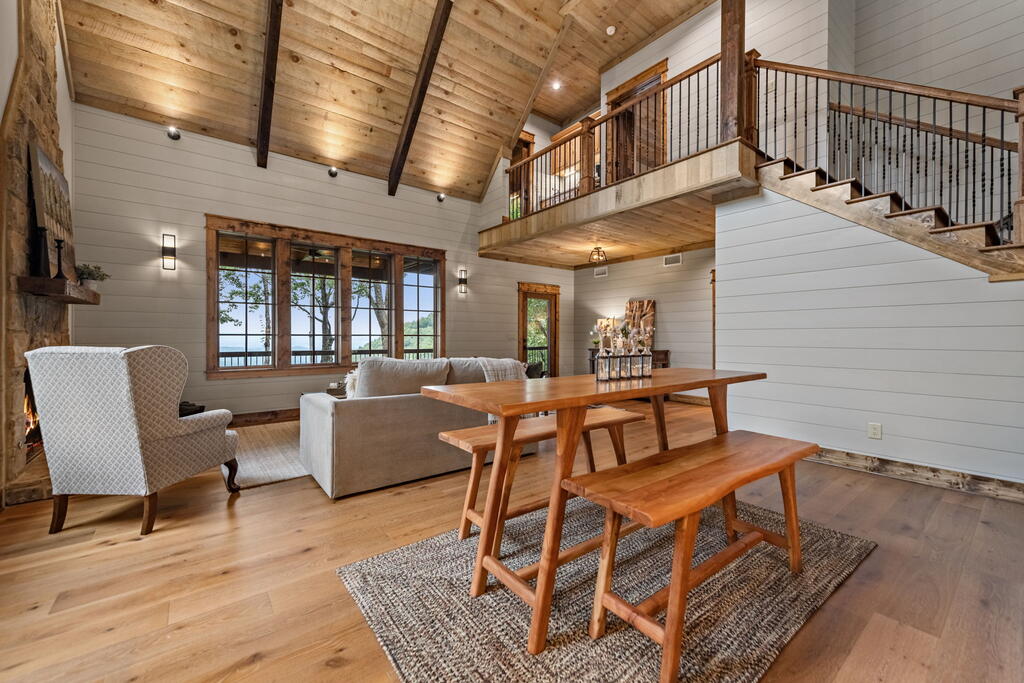 380 Utana Bluffs Trail