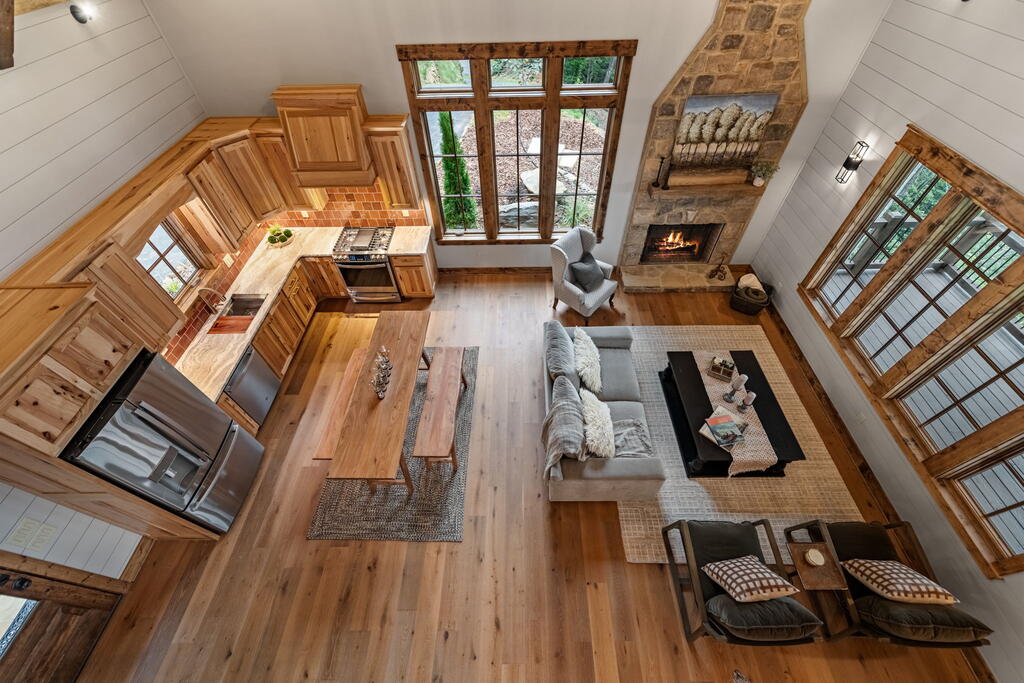 380 Utana Bluffs Trail