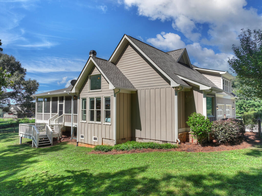 2703 Hwy 382w