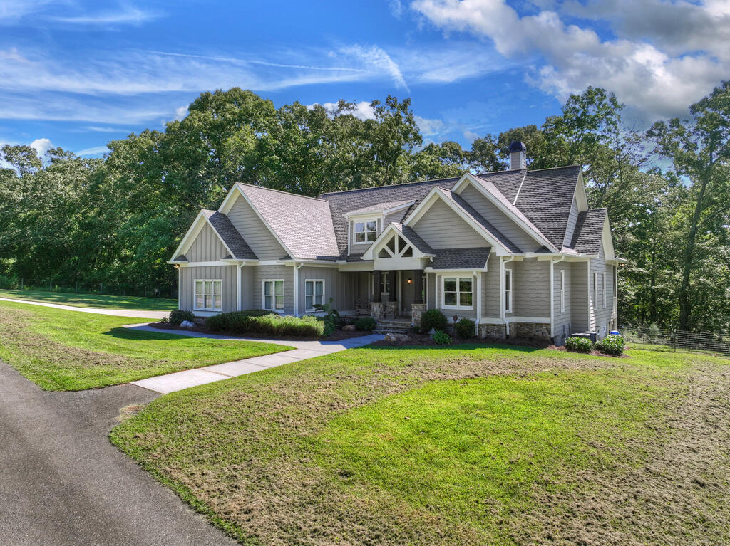 2703 Hwy 382w