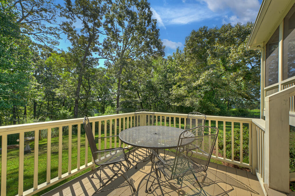 2703 Hwy 382w
