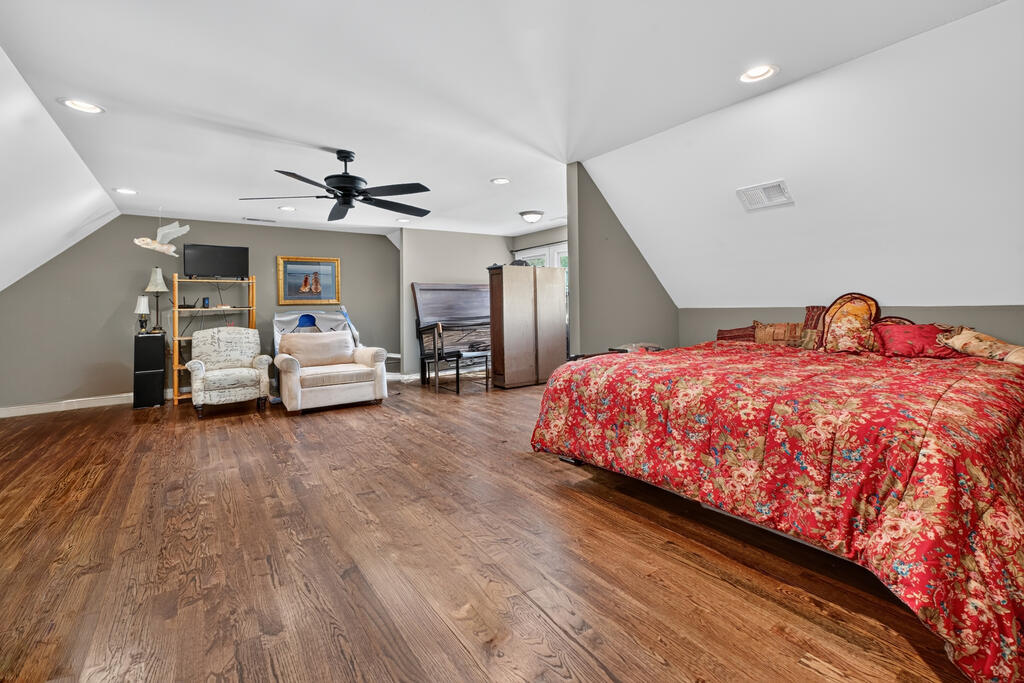 2703 Hwy 382w