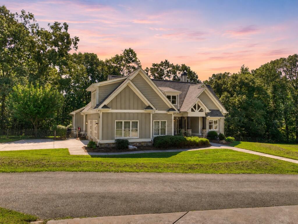 2703 Hwy 382w